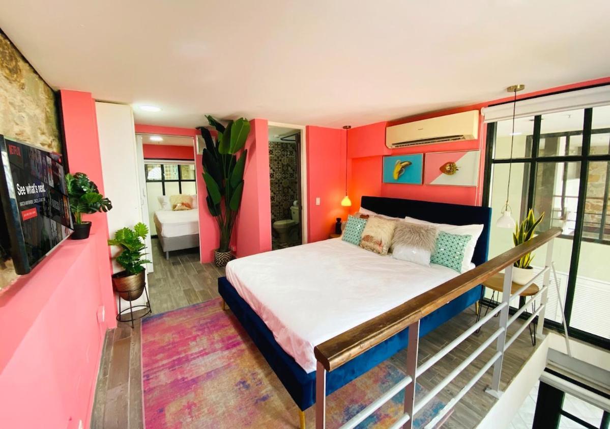Amazinn Places Casco Viejo Pink Desing And Pool IX Panama by Eksteriør bilde